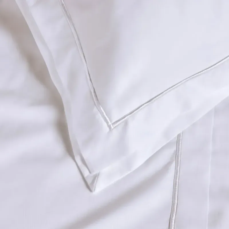 Jogo de Cama Queen 300 fios Doppio Branco.